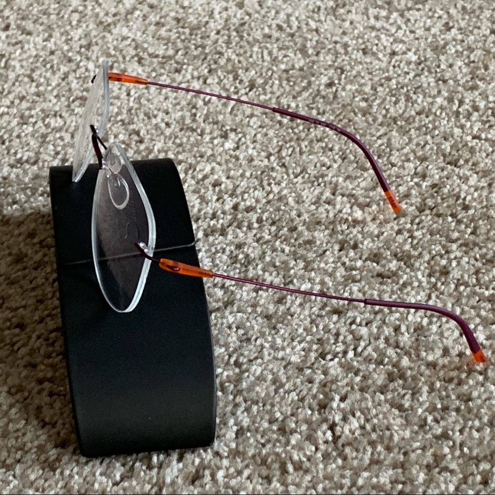Completely Rimless Silhouette Frame - Picture 2 of 5